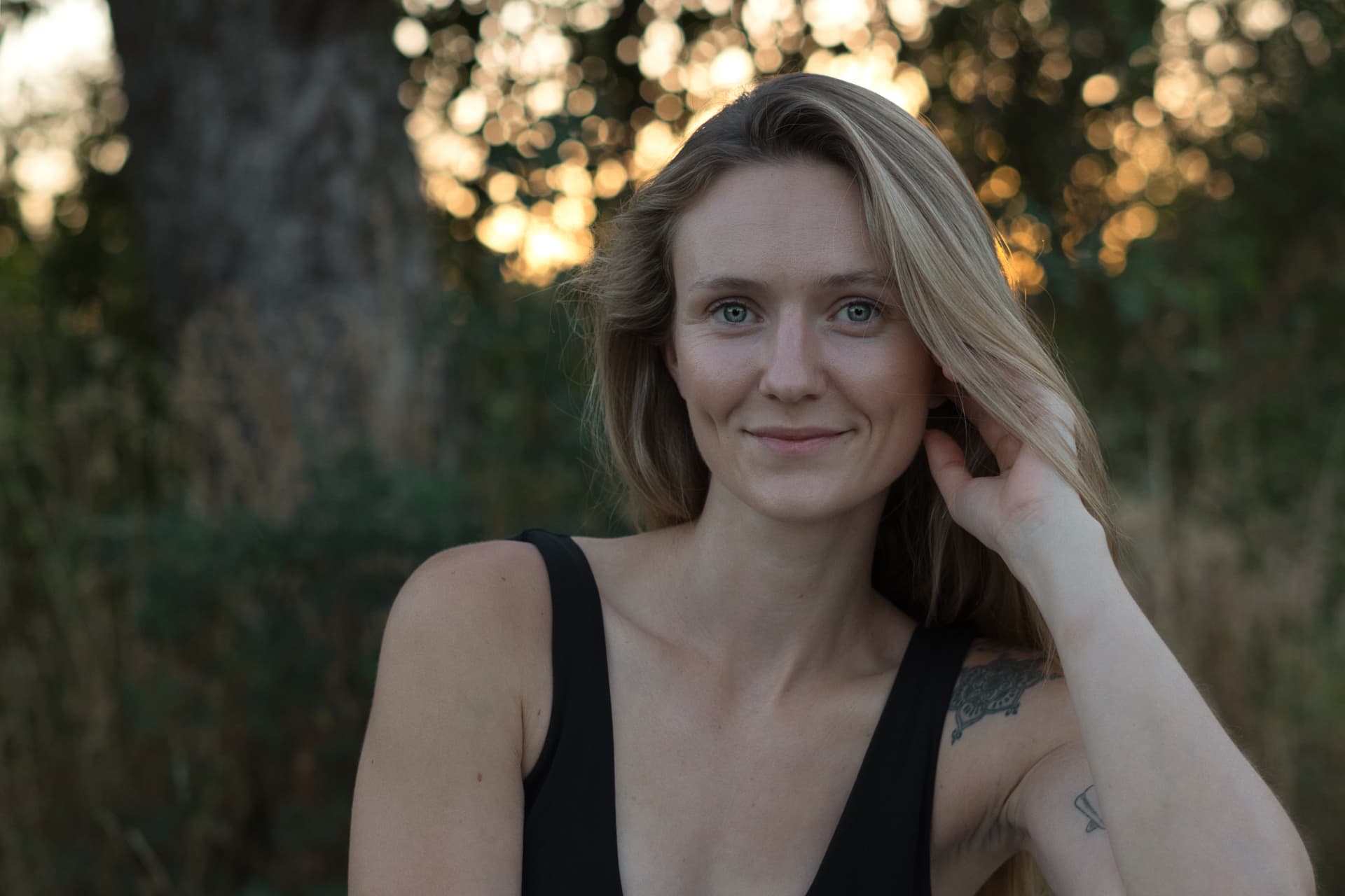Portrait von Sonja Bohl im goldenen Abendlicht